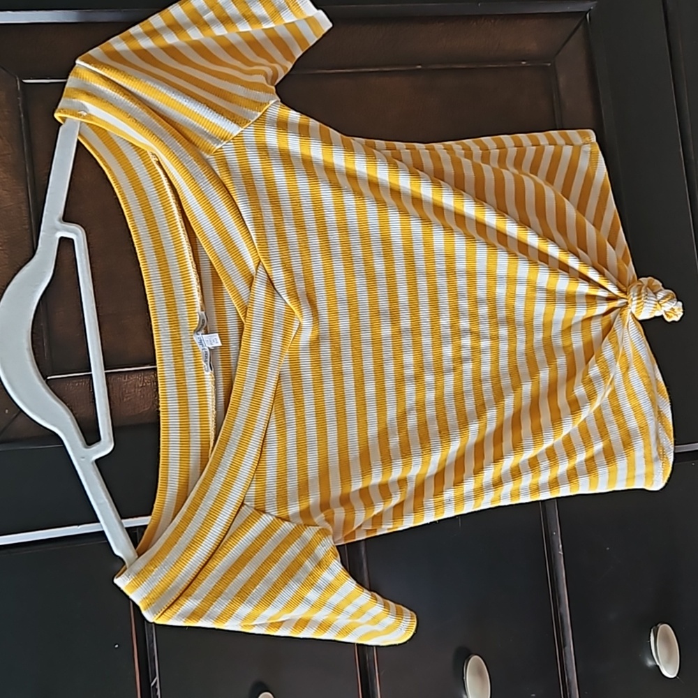 Off the shoulders top